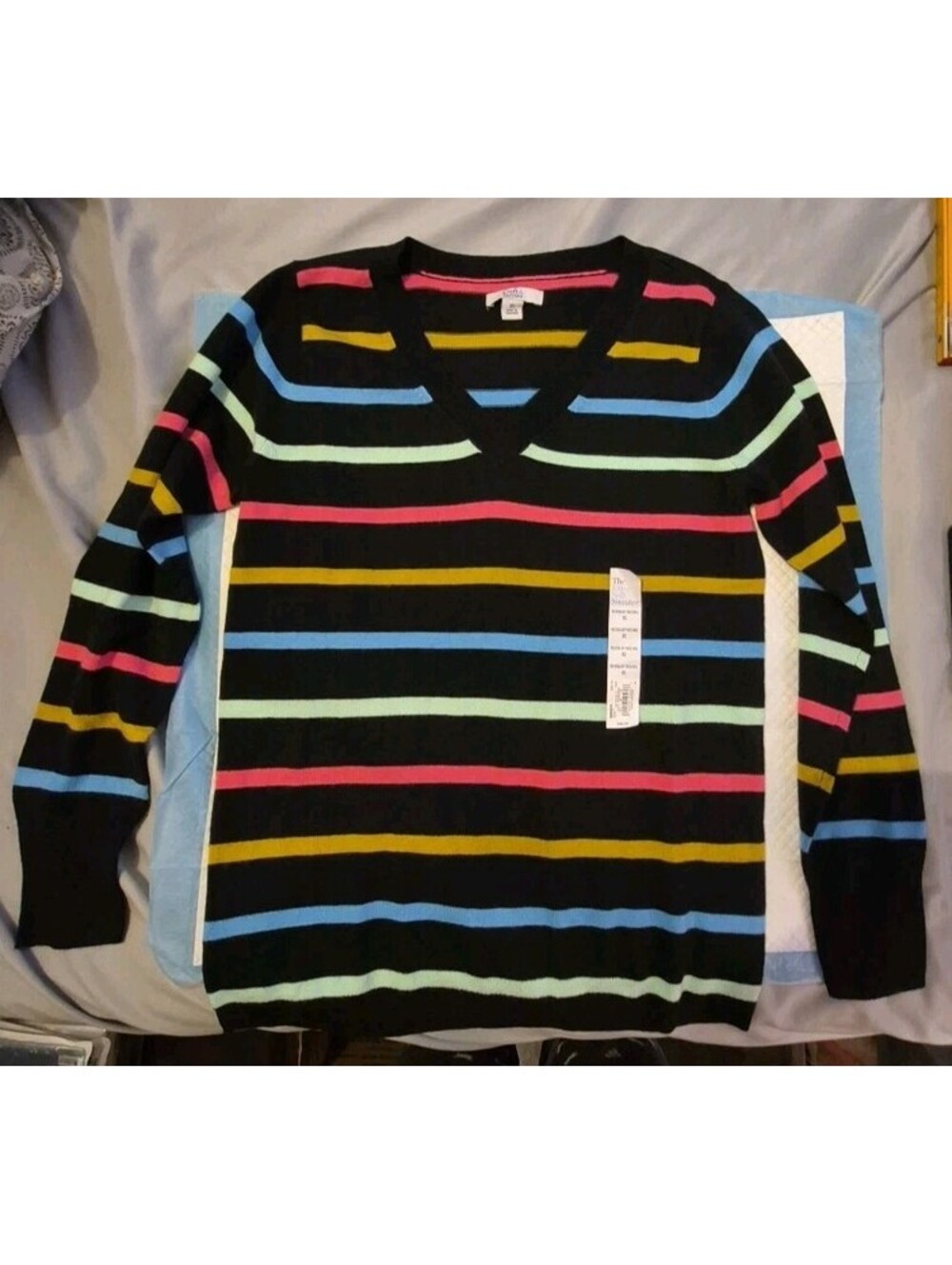 Croft & Barrow The Extra Soft V Neck Sweater Long Sleeve Striped Womens XS - Picture 1 of 5